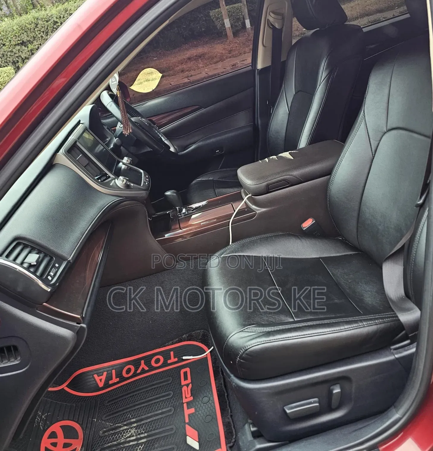 Toyota Crown 2014 Maroon