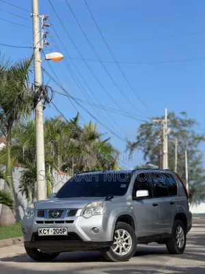 Nissan X-Trail 2012 Silver