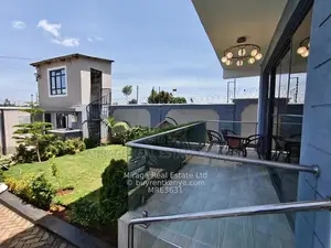 5-Bedroom plus DSQ Stand-alone House for sale in Cianda