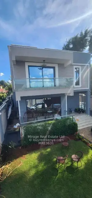 5-Bedroom plus DSQ Stand-alone House for sale in Cianda