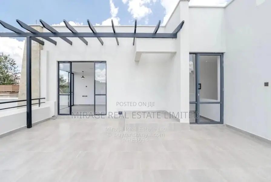 5-bedroom plus Dsq Townhouse for sale for Lavington for Kes 95M