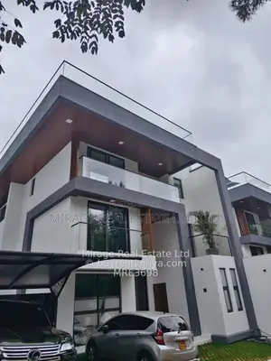 6-Bedroom Plus DSQ Luxury Villas For Sale in Lavington for KES 165,000