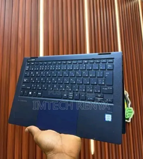 Laptop HP Elite Dragonfly x360 8th Gen 8GB Intel Core i5 SSD 256GB
