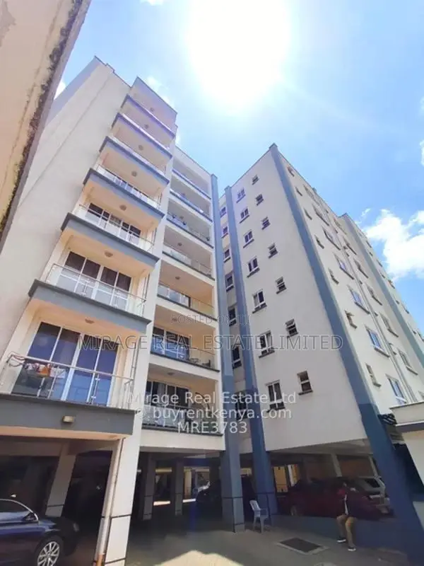 Stunning 3-bedroom apartment (all ensuite) with DSQ to let