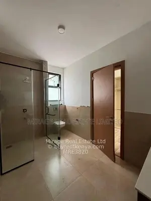 Executive 5-Bedroom All En-Suite Townhouse + DSQ To Let in Lavington