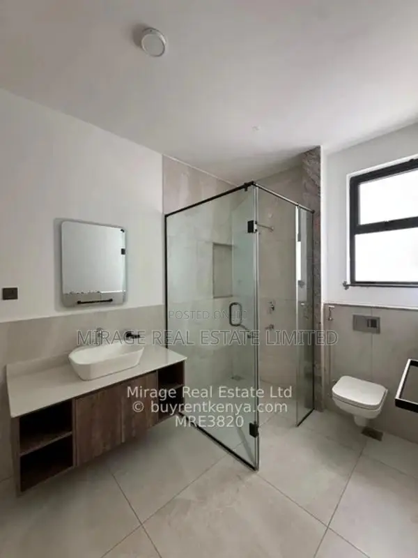 Executive 5-Bedroom All En-Suite Townhouse + DSQ To Let in Lavington