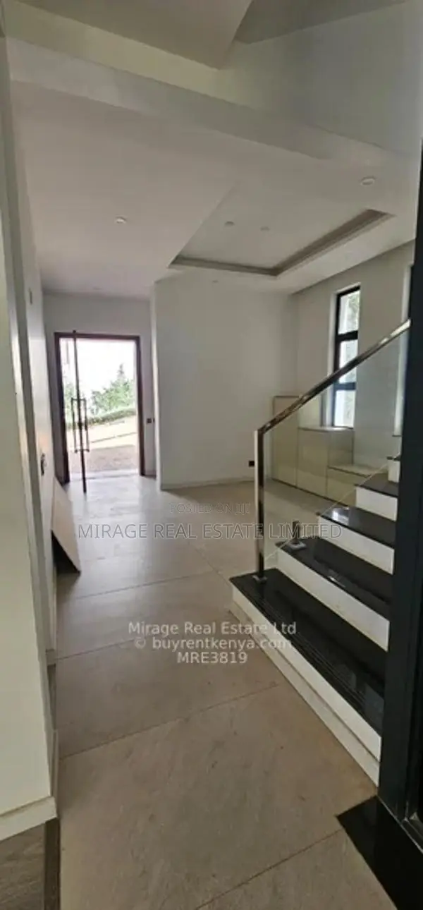 Executive 5-Bedroom All En-Suite Townhouse + DSQ To Let in Lavington
