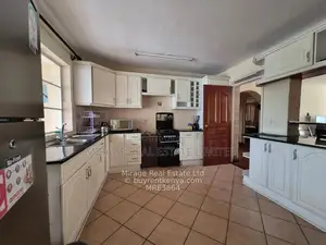 Furnished 3-Bedroom Penthouse Duplex all ensuite Apartment To Let