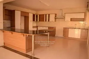 Spacious 3-BEDROOM + DSQ Apartment To Let In Kileleshwa – KES 160,000