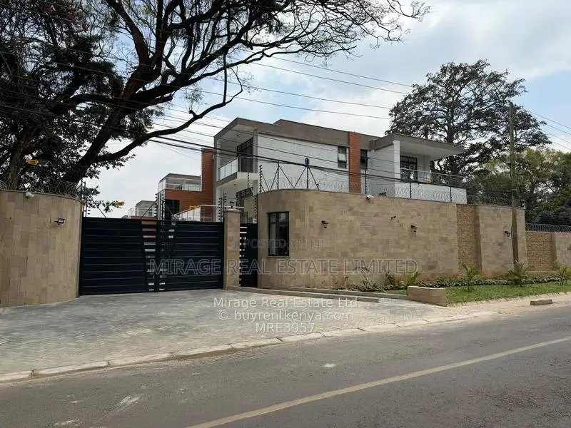 Luxury 5-BEDROOM + DSQ Villas To Let In Lavington – KES 600,000/MONTH