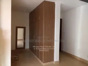 3-BEDROOM + DSQ Apartment To Let Dennis Pritt, Kilimani – KES 130,000