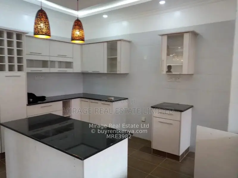 3-BEDROOM + DSQ Apartment To Let Dennis Pritt, Kilimani – KES 130,000