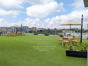 Luxury 3-BEDROOM Plus DSQ Apartments To Let
