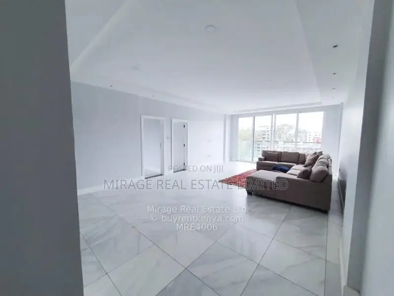 Luxury 3-BEDROOM Plus DSQ Apartments To Let