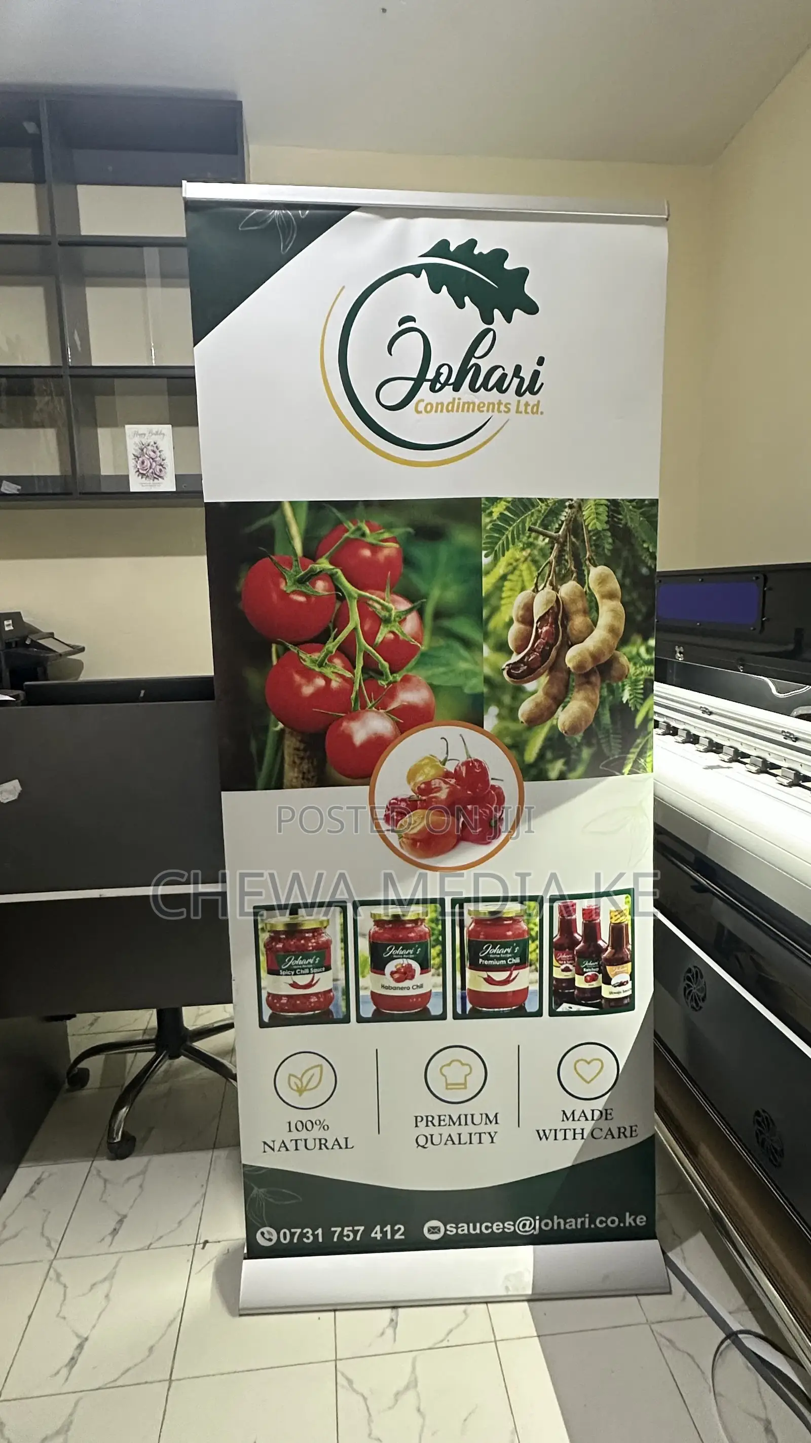 Broad Base Roll Up Banner