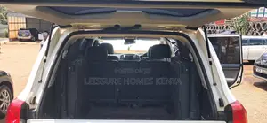 Toyota Land Cruiser 2008 White