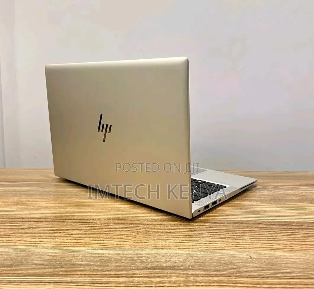 Laptop HP EliteBook 830 G8 16GB Intel Core i7 SSD 512GB