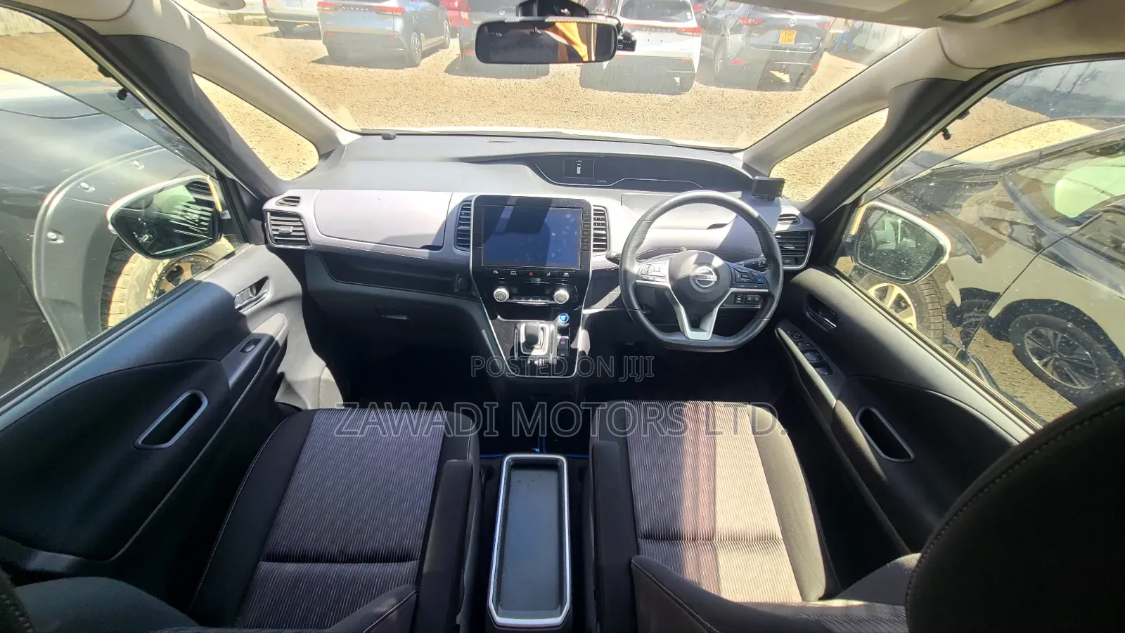 Nissan Serena 2019 White
