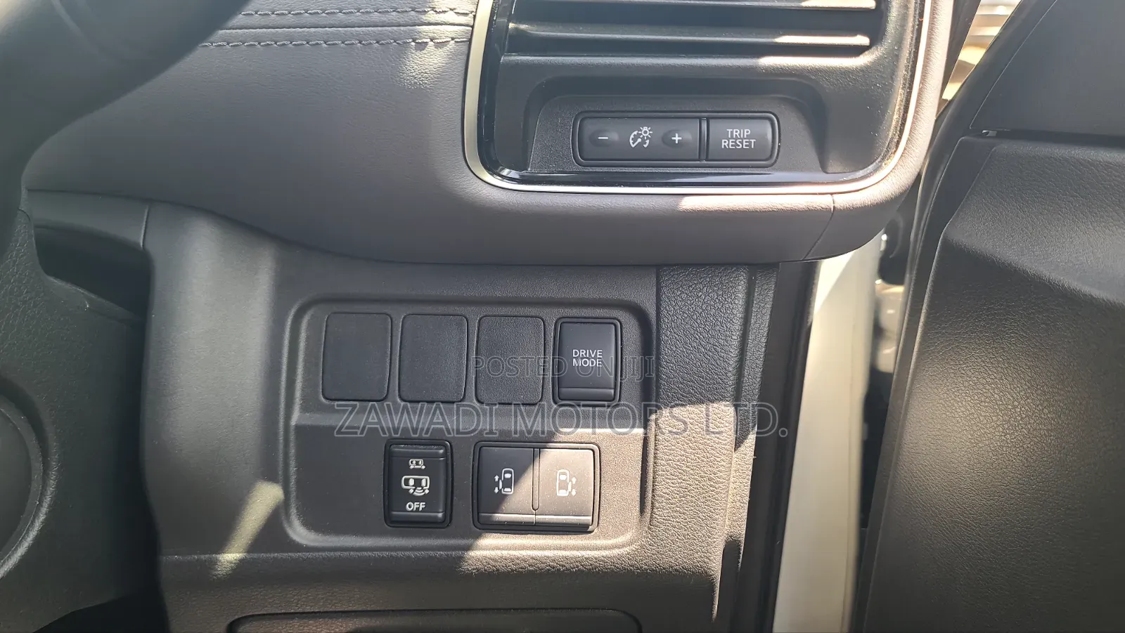 Nissan Serena 2019 White