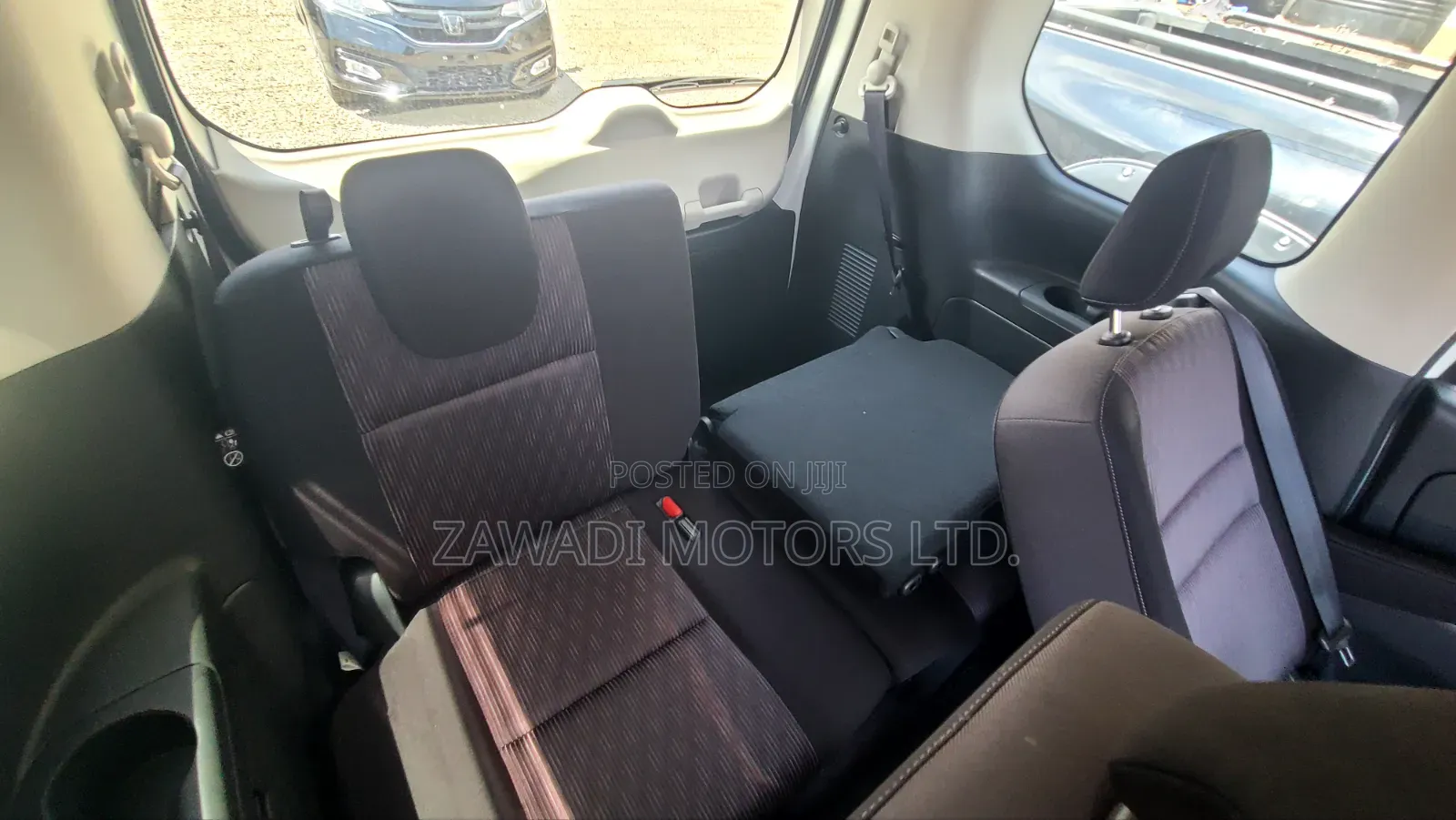 Nissan Serena 2019 White