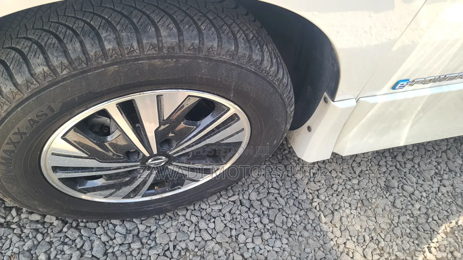 Nissan Serena 2019 White
