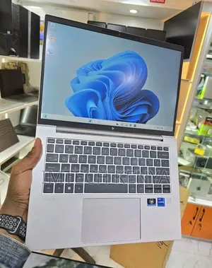 Laptop HP EliteBook 840 G9 16GB Intel Core i7 SSD 512GB