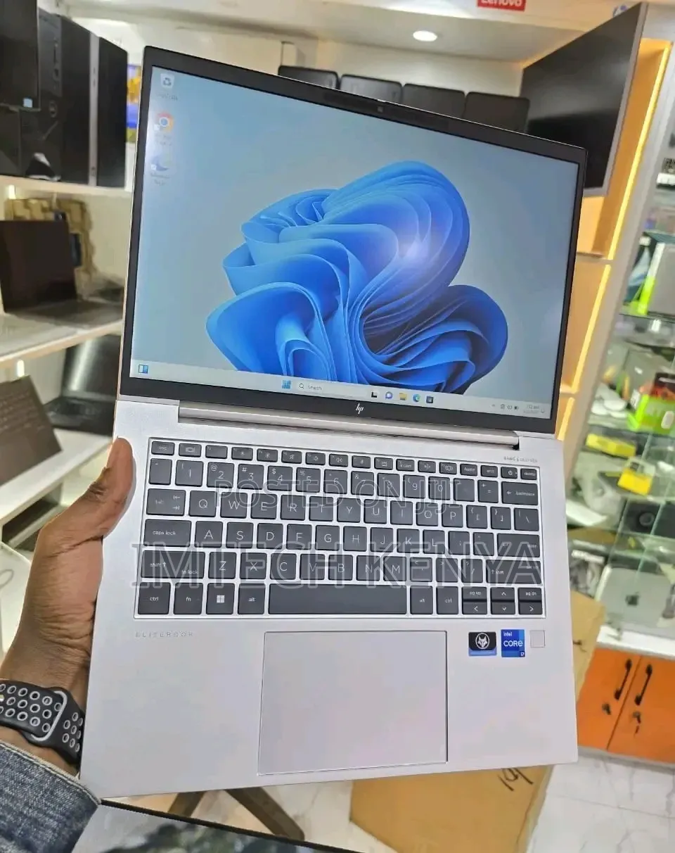 Laptop HP EliteBook 840 G9 16GB Intel Core i7 SSD 512GB