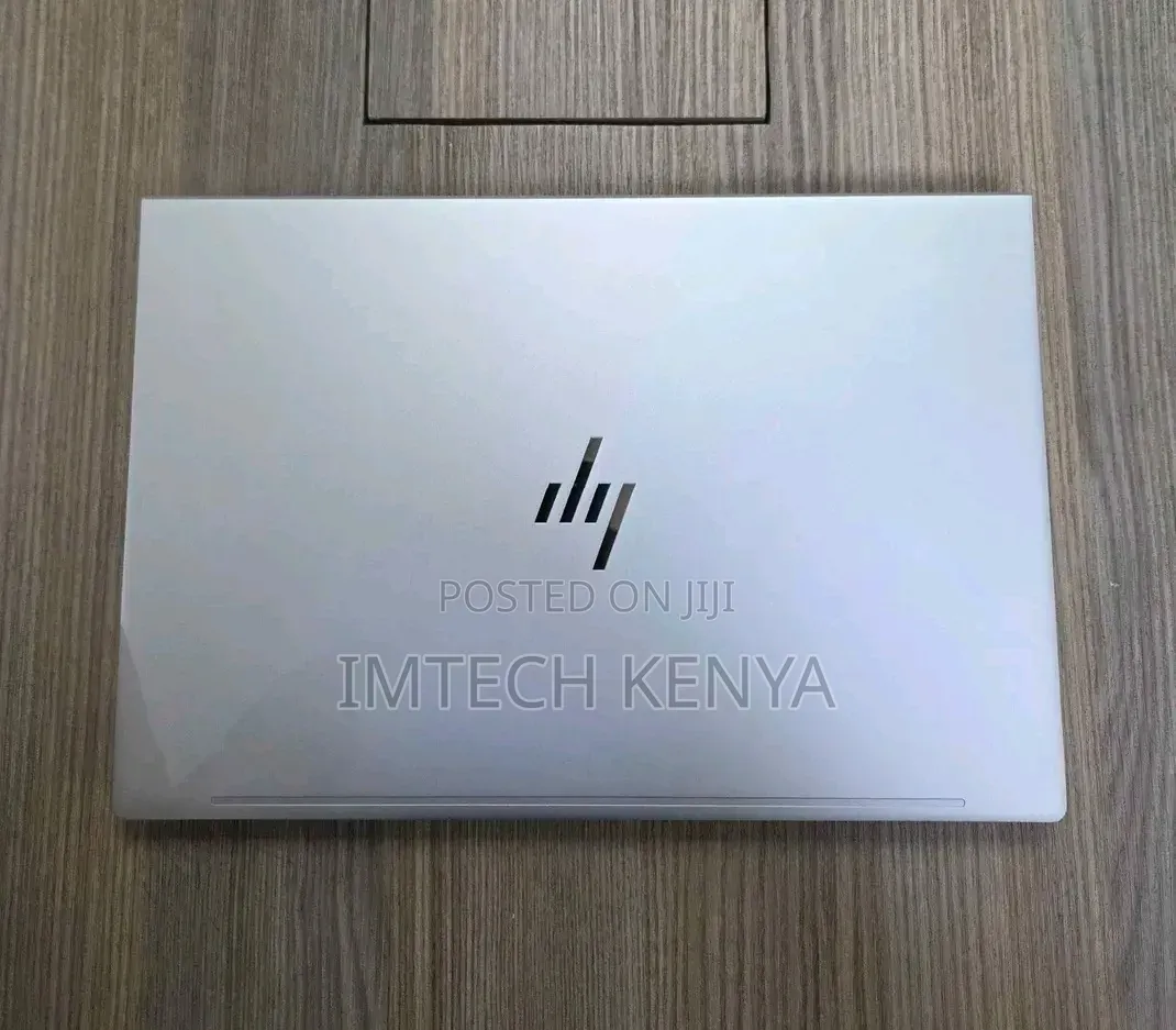 Laptop HP EliteBook 630 G10 16GB Intel Core i3 SSD 512GB