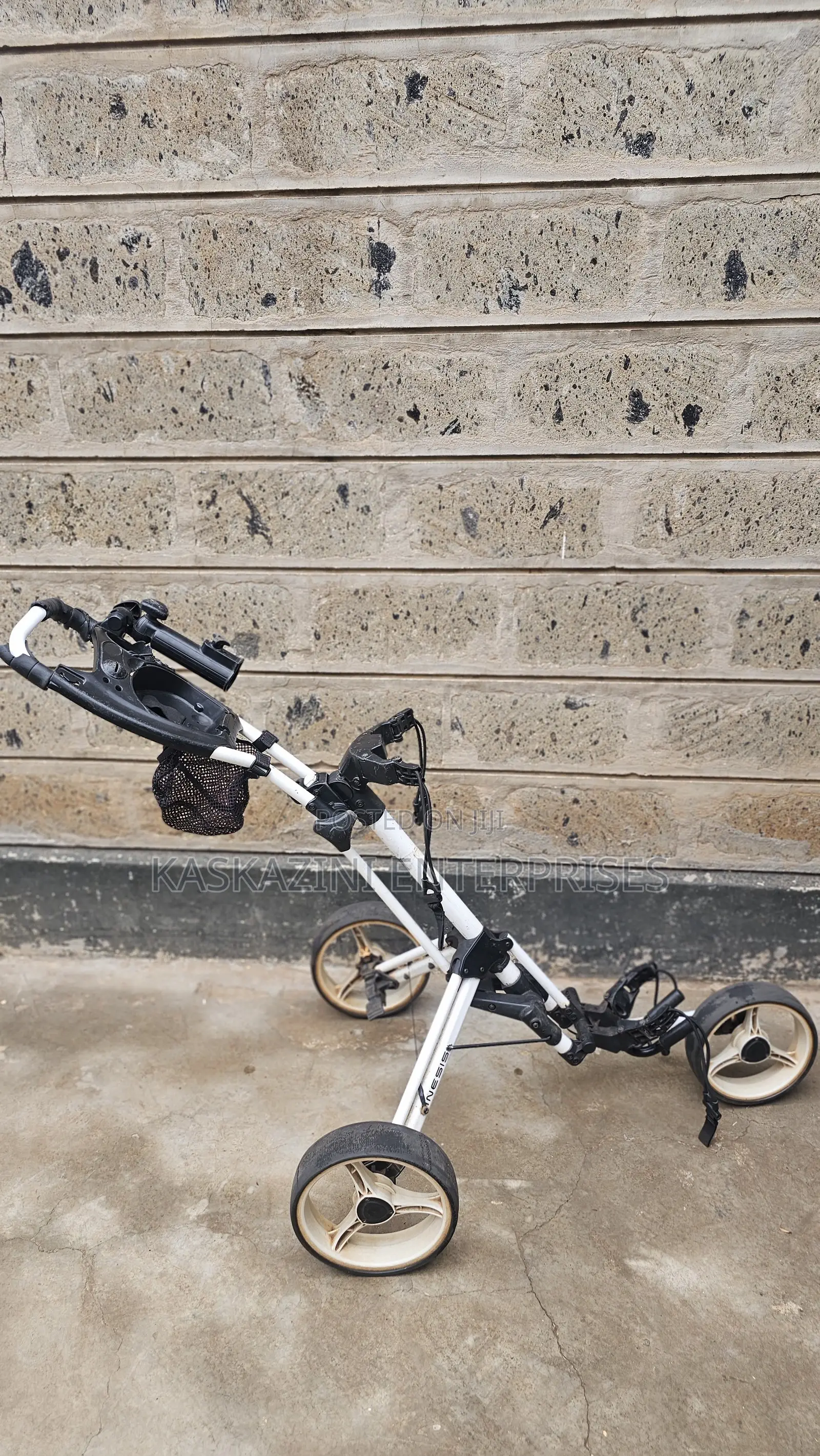 Inesis 900 - 3 Wheel Golf Trolley
