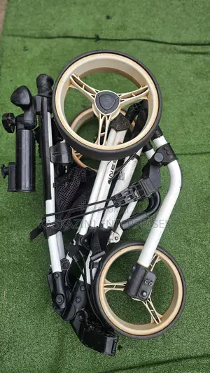 Inesis 900 - 3 Wheel Golf Trolley