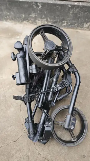 Inesis 900 - 3 Wheel Golf Trolley