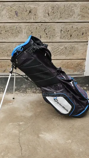 Taylormade Golf Stand Bag and Pencil Bag