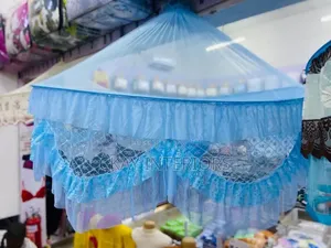 4 Stand and Big Size Round Mosquito Nets4