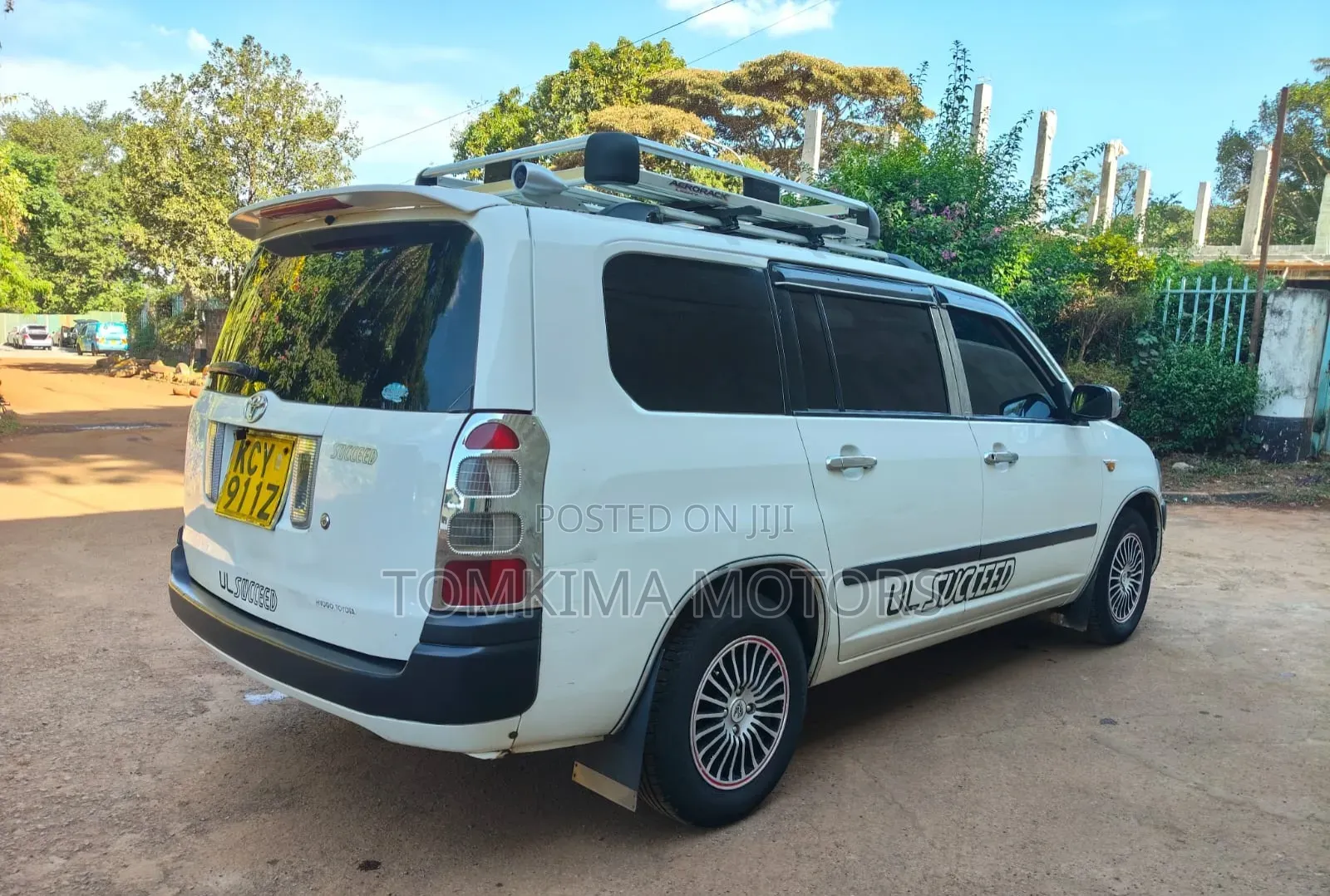 Toyota Succeed 2013 White