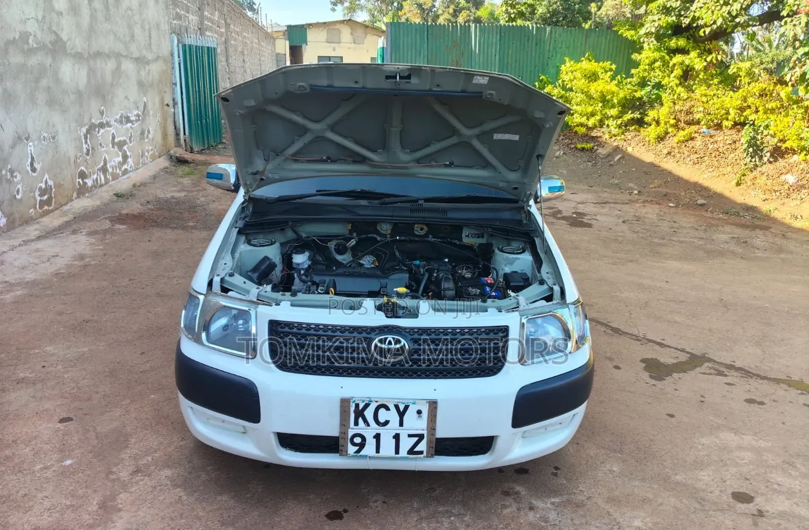 Toyota Succeed 2013 White