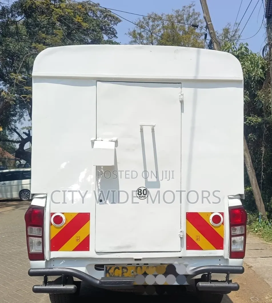Isuzu D-MAX 2018 White