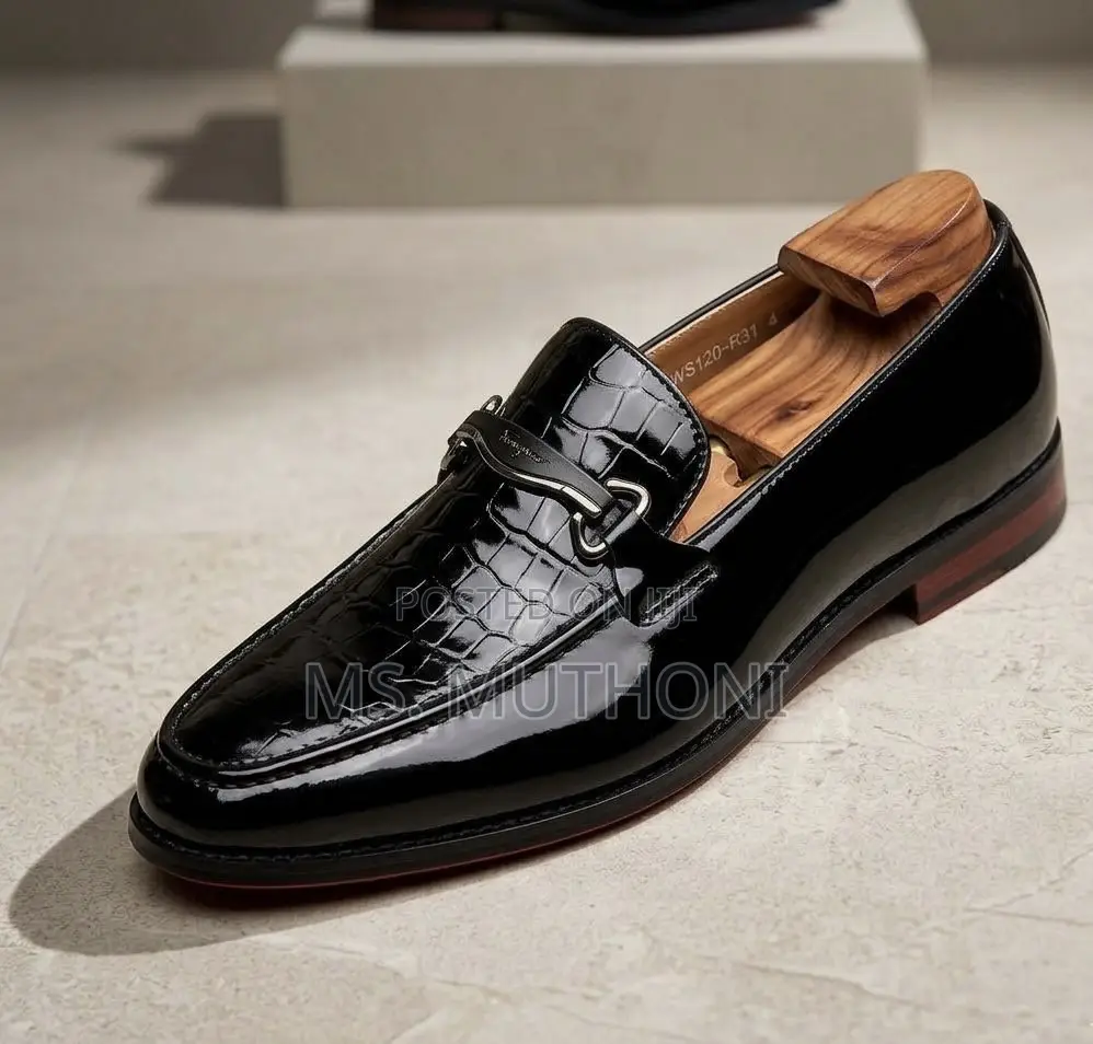 Leather Embossed Reptilian Texture Red Bottom Fosters Size 39-45