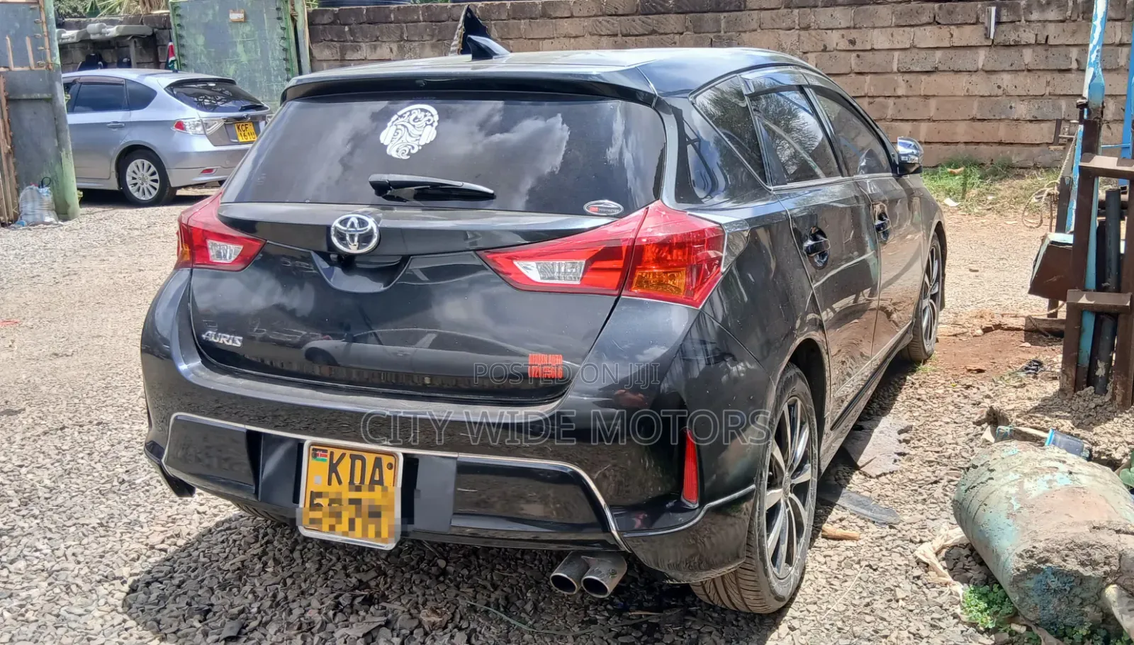 Toyota Auris 2013 Black