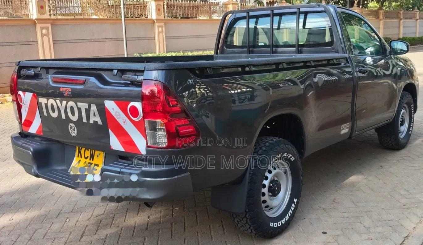 Toyota Hilux Revo Single Cab Deisel 2.8 AWD 2019 Gray