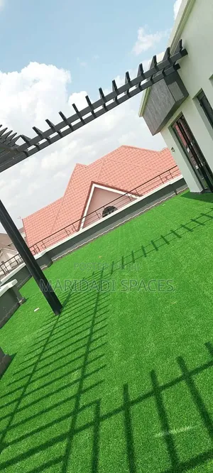 Dogs,kids,parties ? Grass Will Stay Perfect
