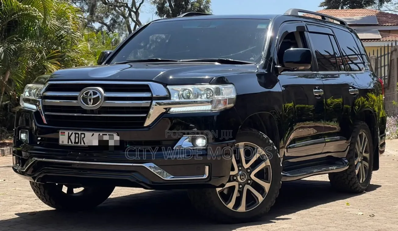 Toyota Land Cruiser 4.6 V8 ZX 2011 Black