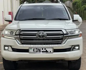 Toyota Land Cruiser 4.6 V8 ZX 2016 Pearl