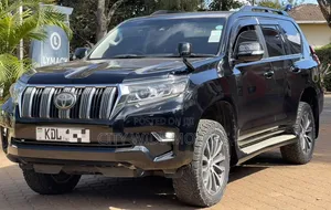Toyota Land Cruiser Prado 2.8 2017 Black