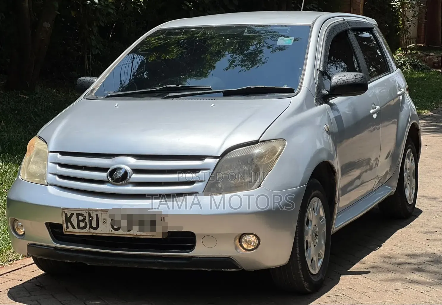 Toyota IST 2006 Silver
