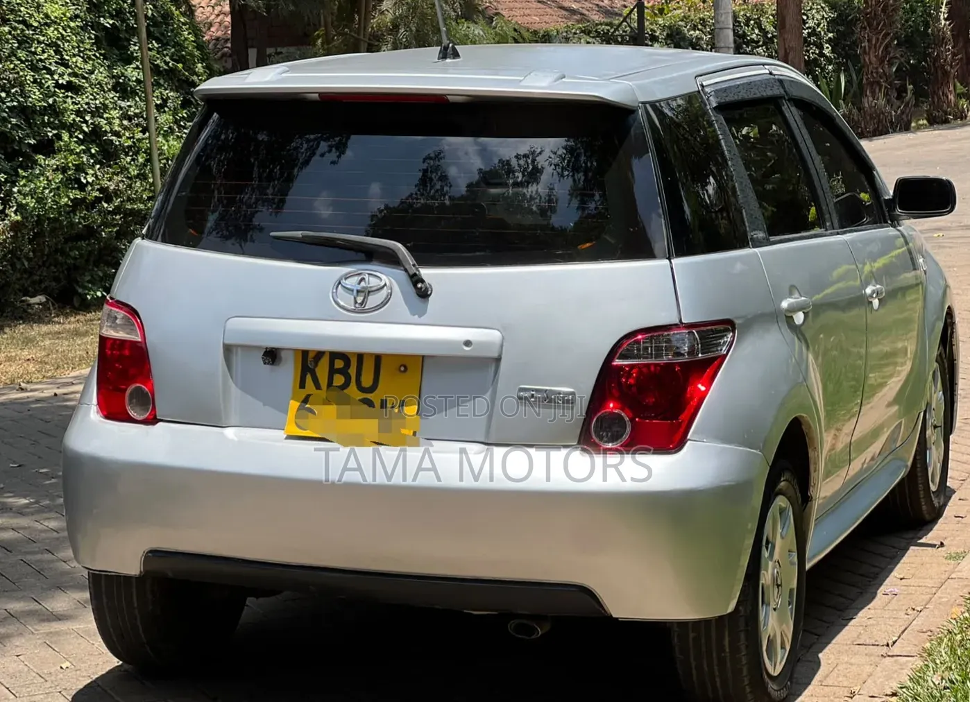 Toyota IST 2006 Silver