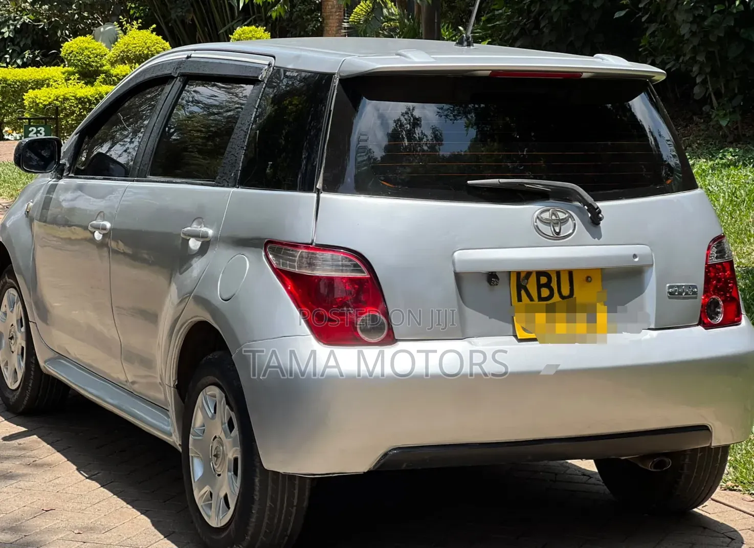 Toyota IST 2006 Silver