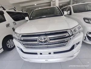 Toyota Land Cruiser 4.6 V8 ZX 2020 White
