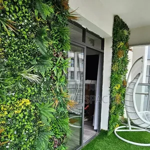 The Jungle Wall Everyone Is Talking About