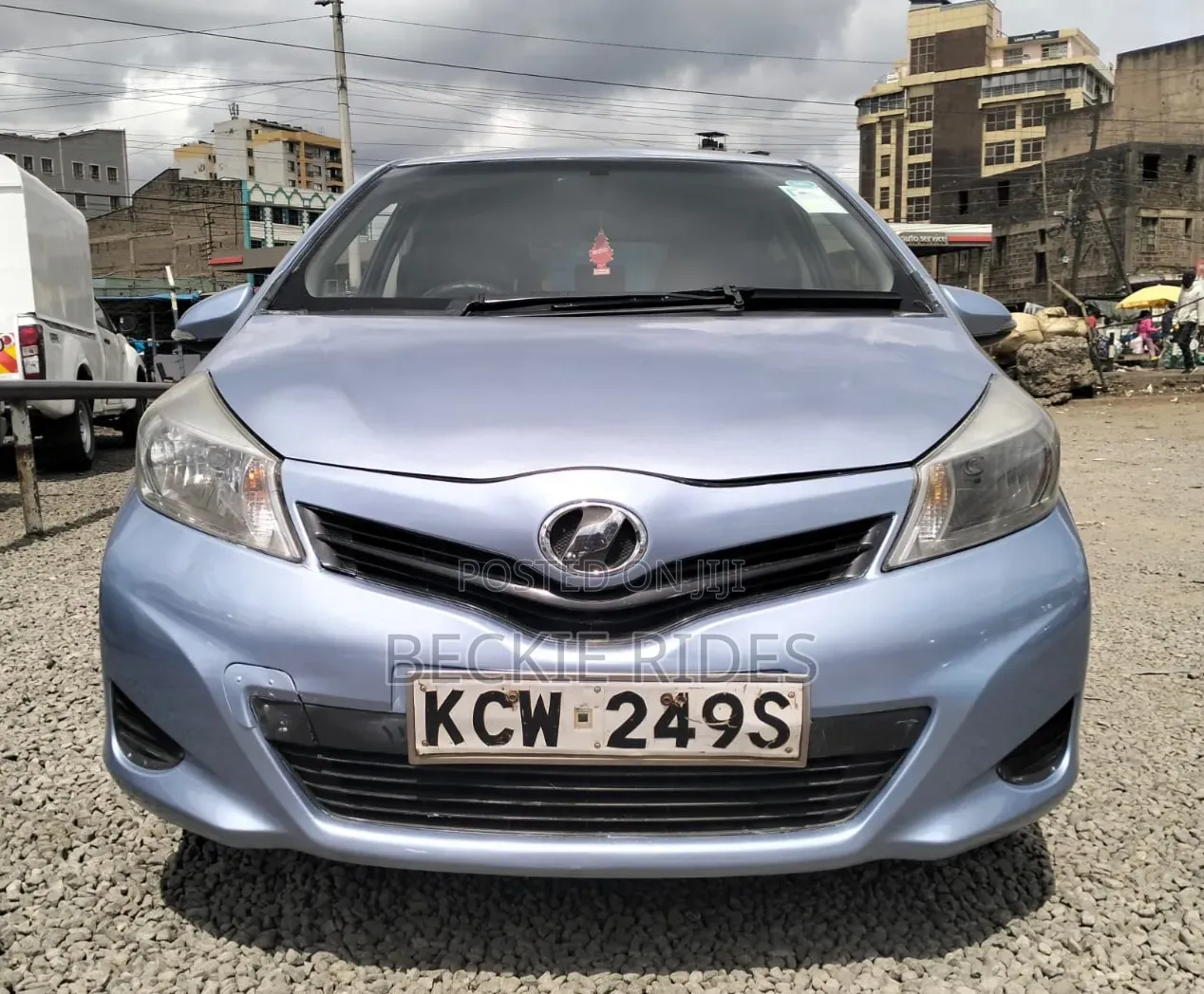 Toyota Vitz 2013 Blue