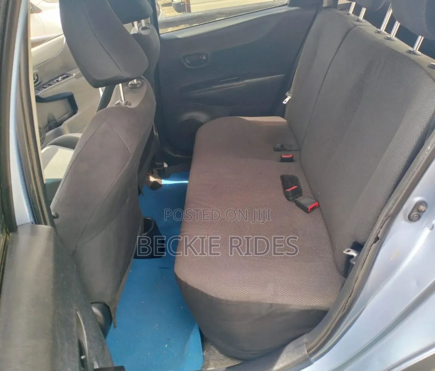 Toyota Vitz 2013 Blue
